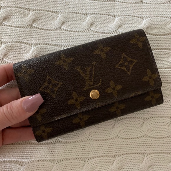 Louis Vuitton Handbags - Vintage Louis Vuitton Card Case